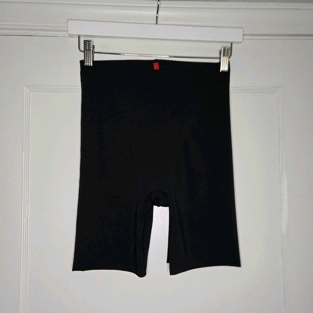 Spanx High Waisted Shapewear Shorts Womens Medium Black Slimming